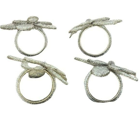 Beaded Clear Flower Napkin Rings set of 4 Crystal silver table scape - Picture 4 of 6